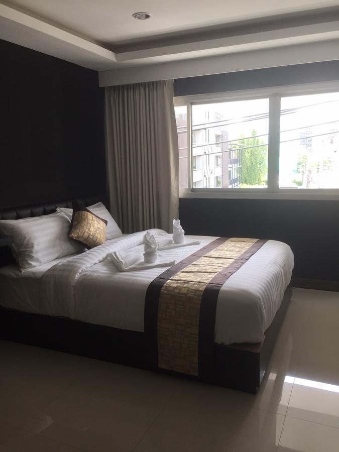 Rock Hotel Bangkok Exterior foto